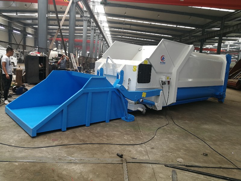 8-22立方移動壓縮垃圾箱